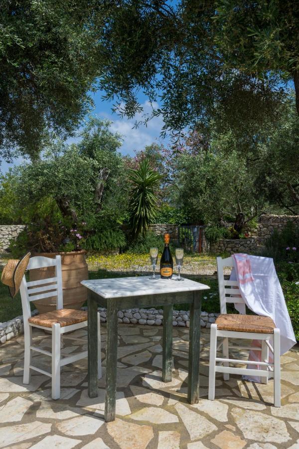 Villa Elaia Suites & Apartments No.3 Γάιος Εξωτερικό φωτογραφία